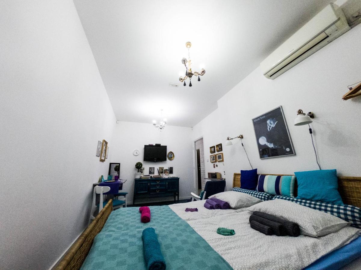 Apartment Tesla Wizard Belgrado Esterno foto